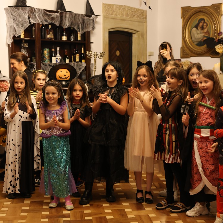 Halloween, EkoGroup Vila